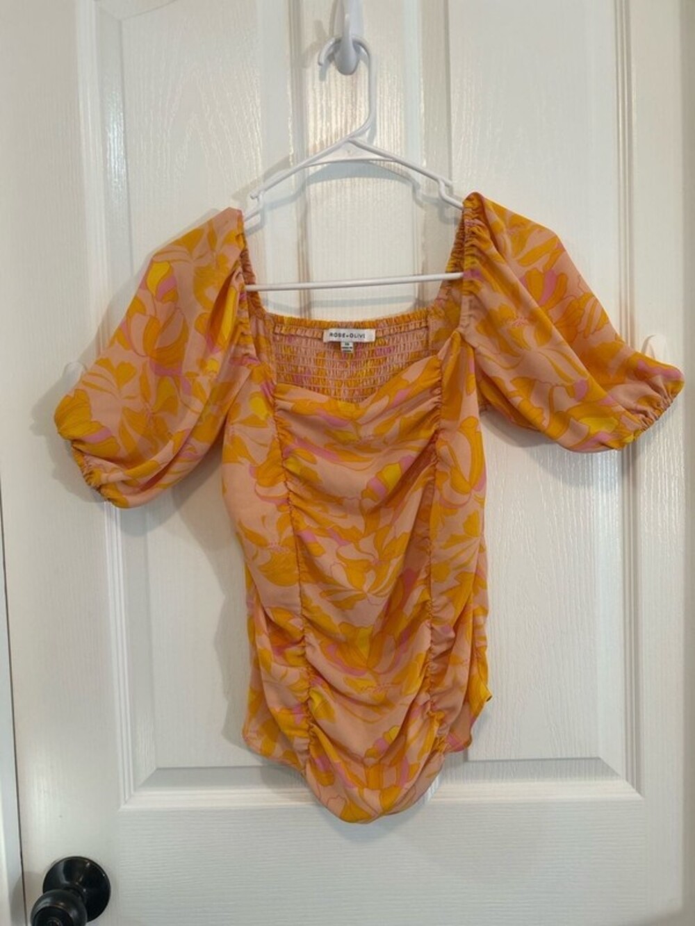 Rose + Olive Floral Ruched Puff Sleeve Top Size XS